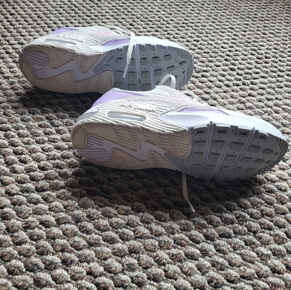 Nike Airmax tennis shoes - Picture 3 of 6